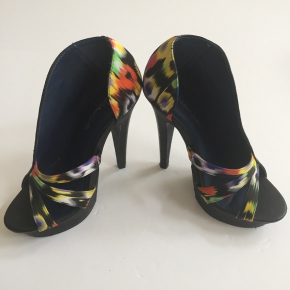 Michael Antonio Shoes - Michael Antonio Studio Two Look Heels Size 7